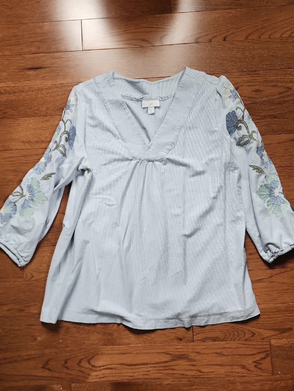 J. Jill Light Blue V-Neck Tunic with Floral Sleeve Embroidery. Size S